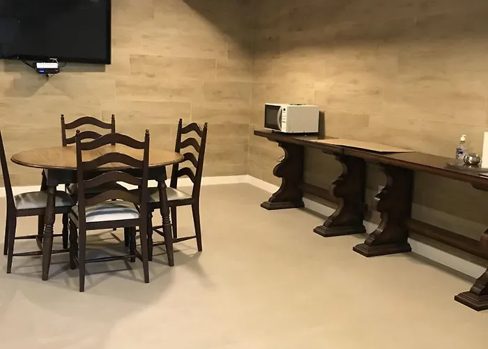 Colonial Hostel